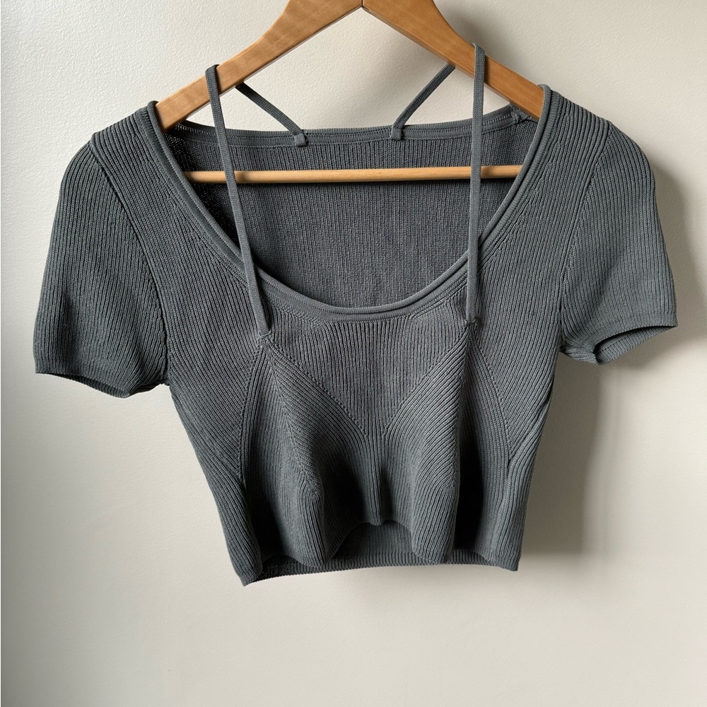 JACQUEMUS Cut Out Ribbed Knit Crop Top Modern Bold Minimalist Mediterranean 40 L
